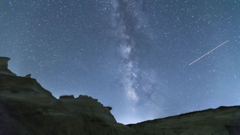 Το υπουργείο Τουρισμού για την ανέγερση ξενοδοχείου στο Σαρακίνικο Μήλου