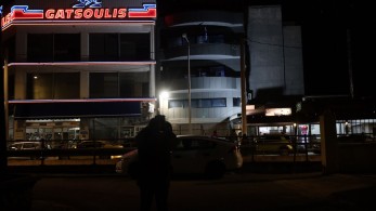 Έφοδος της ΕΛ.ΑΣ. στην εταιρεία φύλαξης για τα βίντεο από το δυστύχημα στα Τέμπη