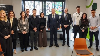 Επίσκεψη Θεοδωρικάκου στο Deloitte Competence Center: Στήριξη στη νέα γενιά και στις μεγάλες επενδύσεις