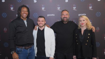 Μπατίστα και Γκουντάρας παίζουν μπάλα στο γήπεδο του Πάμε Στοίχημα Football Party by Gazzetta