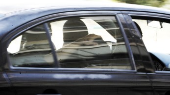 Συνελήφθη στα Εξάρχεια ο Κώστας Σακκάς - Οδηγούσε μηχανή χωρίς δίπλωμα