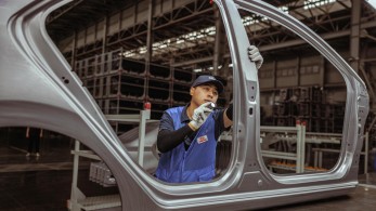 Δασμοί Τραμπ στα εισαγόμενα αυτοκίνητα: Ποιες είναι οι πρώτες αντιδράσεις των φορέων της ευρωπαϊκής αυτοκινητοβιομηχανίας