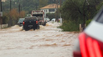 H κακοκαιρία χτύπησε την Κρήτη μετά τις Κυκλάδες και τα Δωδεκάνησα - Ήχησε το 112 (videos)