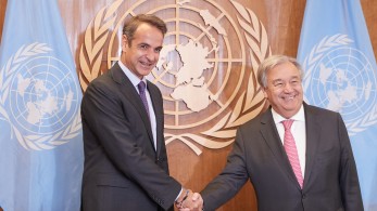 Μητσοτάκης σε Γκουτέρες: Λύση του Κυπριακού στο πλαίσιο των αποφάσεων του ΟΗΕ