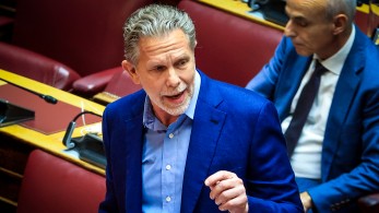 Οικονομική ανάλυση Γερουλάνου: Η επενδυτική βαθμίδα τρώει την κοινωνική συνοχή (video) Οικονομική ανάλυση Γερουλάνου: Η επενδυτική βαθμίδα τρώει την κοινωνική συνοχή (video)