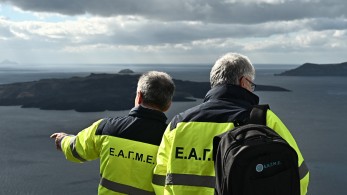 Λέκκας για Σαντορίνη: Απομακρύνθηκε το σενάριο για σεισμό 6 ρίχτερ