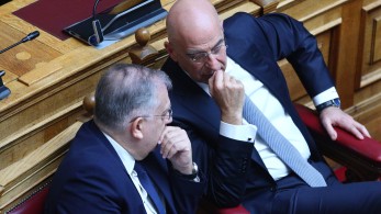 Δένδιας και Θεοδωρικάκος στην τελετή υπογραφής σύμβασης για το αμυντικό πρόγραμμα «Θώραξ»