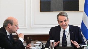 Σαφή μηνύματα Μητσοτάκη: «Βρίσκουμε ξανά τον καθαρό μας ορίζοντα» - «Κρίσιμο το ύφος και η συμπεριφορά μας»