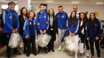 Επέστρεψε στην Αθήνα η Εθνική στίβου: χαμόγελα στο αεροδρόμιο