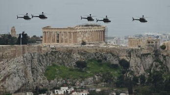 25η Μαρτίου: εντυπωσίασε η στρατιωτική παρέλαση - Τα οπλικά συστήματα που συμμετείχαν (photos)