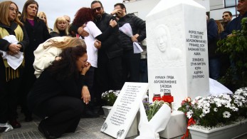Κυριακή Γρίβα: Συγκλόνισαν οι γονείς της στα αποκαλυπτήρια του μνημείου της