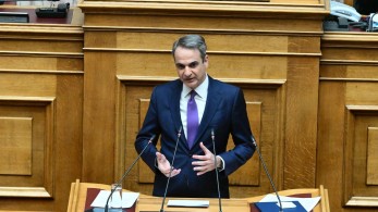 Μητσοτάκης σε Κωνσταντοπούλου: Καλές οι καρδούλες, αλλά όχι στην Άμυνα (video) Μητσοτάκης σε Κωνσταντοπούλου: Καλές οι καρδούλες, αλλά όχι στην Άμυνα (video)