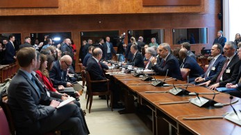 Νέα άτυπη πενταμερής για το Κυπριακό τον Ιούλιο: Τα βήματα εμπιστοσύνης που ανακοινώθηκαν