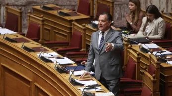 Ο Άδωνις για τη συμπεριφορά της Κωνσταντοπούλου σε ΑμεΑ: «Είναι μια τύραννος» Ο Άδωνις για τη συμπεριφορά της Κωνσταντοπούλου σε ΑμεΑ: «Είναι μια τύραννος»