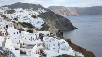 Πρόβλεψη Παπαζάχου: Τι μας επιφυλάσσει το ηφαίστειο της Σαντορίνης τα επόμενα χρόνια