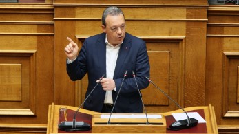 Ακραίος λαϊκισμός από Φάμελλο: ζητάει από Μητσοτάκη να υιοθετήσει τα «λεφτόδεντρα» του ΣΥΡΙΖΑ Ακραίος λαϊκισμός από Φάμελλο: ζητάει από Μητσοτάκη να υιοθετήσει τα «λεφτόδεντρα» του ΣΥΡΙΖΑ