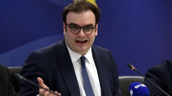 Πιερρακάκης: ποιες είναι οι δύο νομοθετικές πρωτοβουλίες του υπουργείου Οικονομικών