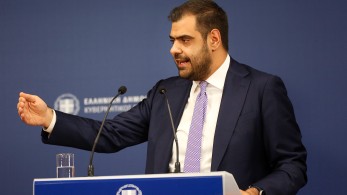 «Καρφιά» Μαρινάκη στην αντιπολίτευση: Ζητάει να μην πληρώσουμε τις δανειακές μας υποχρεώσεις (video) «Καρφιά» Μαρινάκη στην αντιπολίτευση: Ζητάει να μην πληρώσουμε τις δανειακές μας υποχρεώσεις (video)
