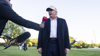 Τραμπ: Έτοιμος ο Ζελένσκι να παραχωρήσει την Κριμαία - O Πούτιν να υπογράψει συμφωνία