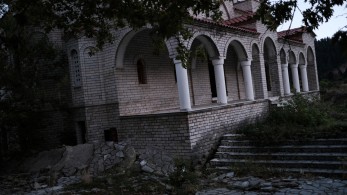 Έπιασαν τη σπείρα που είχε ρημάξει εκκλησίες - Έκλεβαν από παγκάρια μέχρι καμπάνες Έπιασαν τη σπείρα που είχε ρημάξει εκκλησίες - Έκλεβαν από παγκάρια μέχρι καμπάνες