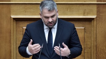 Βρεττάκος για ΠΑΣΟΚ: Ας κρίνουν οι πολίτες αν τα 800 ευρώ είναι φιλοδώρημα (video) Βρεττάκος για ΠΑΣΟΚ: Ας κρίνουν οι πολίτες αν τα 800 ευρώ είναι φιλοδώρημα (video)