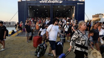 Βουλή: ψηφίζεται σήμερα η ρύθμιση για τη συγκράτηση των τιμών στα ακτοπλοϊκά εισιτήρια