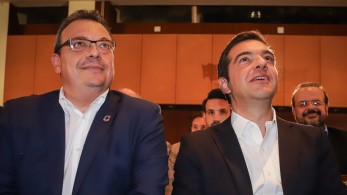 Αλέξης Τσίπρας: το παρελθόν που προσπαθεί να εμφανιστεί ως μέλλον