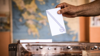 Opinion Poll: κυριαρχία ΝΔ με 30,2% - Δεύτερο και καταϊδρωμένο το ΠΑΣΟΚ με  13,7%