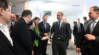 Στην ΑΑΔΕ ο Κυριάκος Μητσοτάκης - Συνάντηση με Πιτσιλή