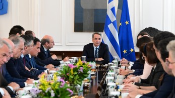Και όμως, η κυβέρνηση θα κριθεί από το έργο της Και όμως, η κυβέρνηση θα κριθεί από το έργο της