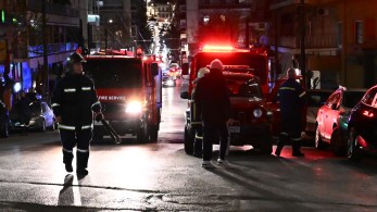 Εξερράγη μηχανισμός έξω από τα γραφεία της Hellenic Train στη Συγγρού