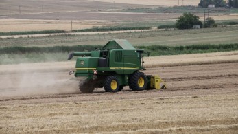 ΑΑΔΕ: επιστροφή 16 εκατ. ευρώ του ΕΦΚ αγροτικού πετρελαίου σε 76.128 δικαιούχους