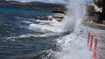 Καιρός: απότομη αλλαγή με «βουτιά» της θερμοκρασίας και ανέμους έως 9 μποφόρ