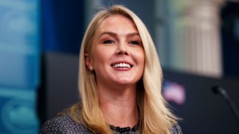 Λευκός Οίκος: Η ευθύνη μιας εμπορικής συμφωνίας βαραίνει την Κίνα - Το Χάρβαντ να ζητήσει συγγνώμη