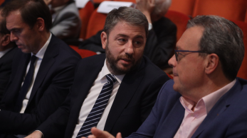 Το φάντασμα της απελπισίας πλανάται πάνω από την Κεντροαριστερά Το φάντασμα της απελπισίας πλανάται πάνω από την Κεντροαριστερά