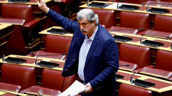 Αδιάβαστος ο Παύλος Πολάκης, έχει εμμονή με τον Τάκη Θεοδωρικάκο