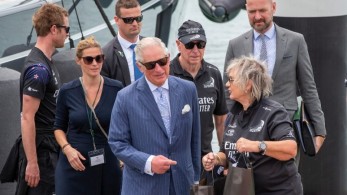 Μήνυμα Καρόλου στην Ελλάδα: Η χώρα θα αναδυθεί από τις δυσκολίες με περισσότερη ζωντάνια και αισιοδοξία