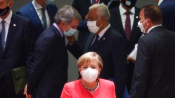 Σύνοδος Κορυφής: Εγκρίθηκε η συμφωνία για το σχέδιο ανάκαμψης