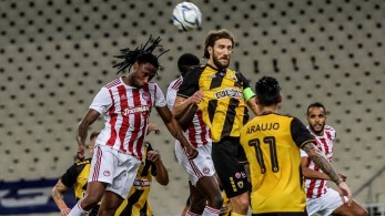 Αυλαία με δύο ντέρμπι στα play off της Super League