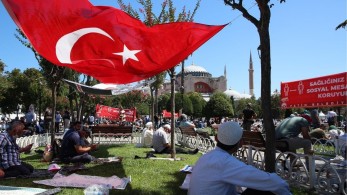 ΣΥΡΙΖΑ: «Εθνικιστική πρόκληση με βαθειά στοιχεία αυταρχισμού» η φιέστα στην Αγιά Σοφιά