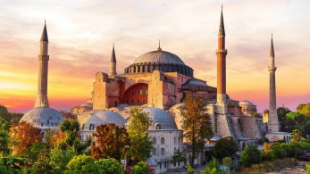 Αγιά Σοφιά: Προβληματισμός για τα χριστιανικά σύμβολα