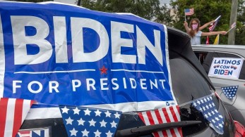 ΗΠΑ: Προβάδισμα οκτώ μονάδων του Μπάιντεν έναντι του Τραμπ