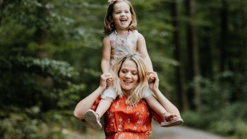 Έρχονται οι “νταντάδες της γειτονιάς”