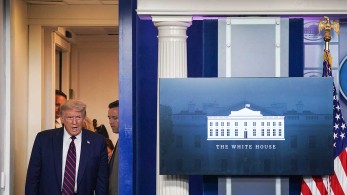 Τραμπ: Η κατάσταση με τον κορωνοϊό θα χειροτερέψει – Πάνω από 60.000 κρούσματα σε μια μέρα