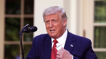 Δύο στους τρεις Αμερικανούς θέλουν να δουν τη φορολογική δήλωση του Τραμπ