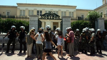 Μεταρρυθμίσεις: αλλού οι πολίτες, αλλού η αντιπολίτευση