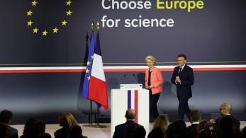 Choose Europe for Science: πακέτο 500 εκατ. για την επιστημονική έρευνα Choose Europe for Science: πακέτο 500 εκατ. για την επιστημονική έρευνα