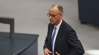 Γερμανία: επιφυλακτικός δηλώνει ο Μερτς για ενδεχόμενη απαγόρευση του AfD Γερμανία: επιφυλακτικός δηλώνει ο Μερτς για ενδεχόμενη απαγόρευση του AfD