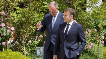 Μακρόν - Μερτς: ενιαίο μέτωπο για πυρηνική ασφάλεια στην Ευρώπη Μακρόν - Μερτς: ενιαίο μέτωπο για πυρηνική ασφάλεια στην Ευρώπη