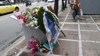 Άρης Πορτοσάλτε για θύματα Marfin: Δολοφονήθηκαν από την έκφραση της αριστερής βίας (video) Άρης Πορτοσάλτε για θύματα Marfin: Δολοφονήθηκαν από την έκφραση της αριστερής βίας (video)